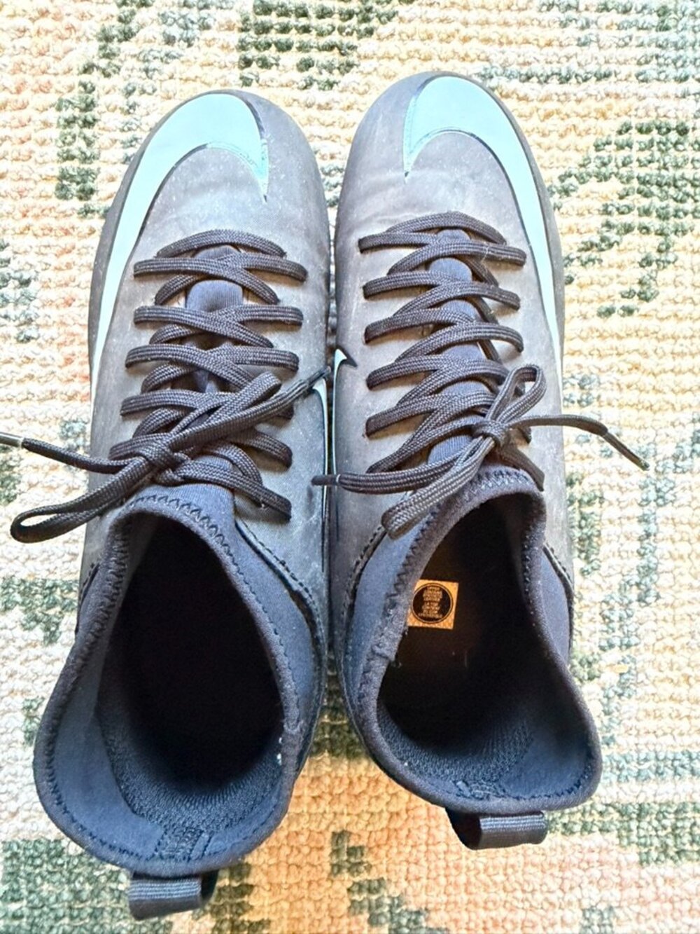 Boys Nike Mercurial Soccer Cleats Size 4.5
